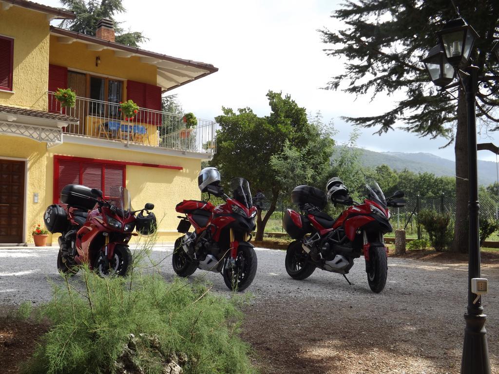 B&B Il Pizzagiallo Massa Martana Kültér fotó