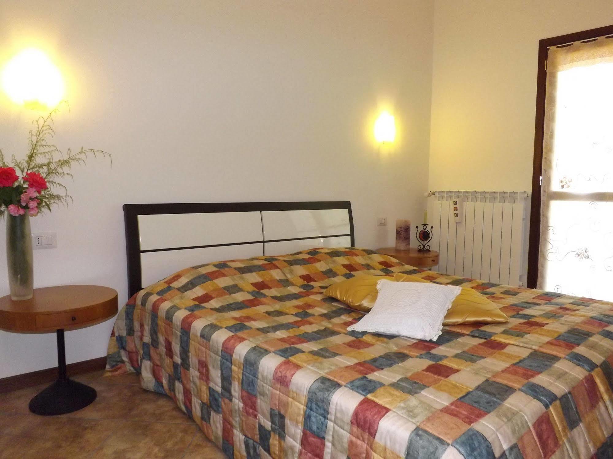B&B Il Pizzagiallo Massa Martana Kültér fotó